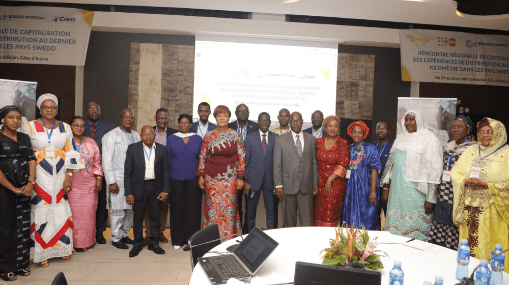 Photo de famille des participants à l'atelier