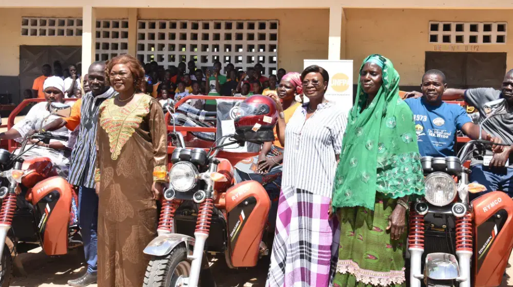 Autonomisation des Femmes et des Jeunes : L’UNFPA et le Ministère de l’Économie renforcent les capacités des communautés de Bouko avec des équipements agricoles