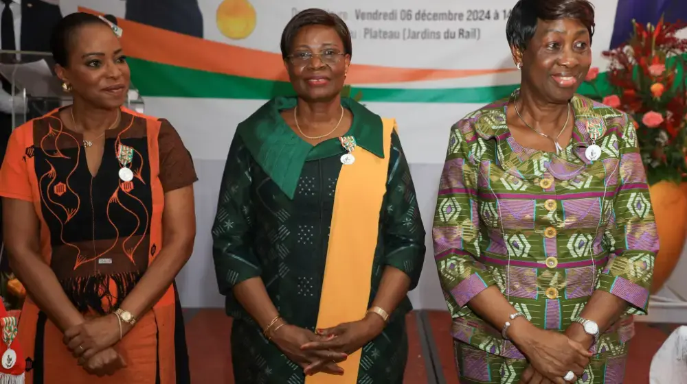 La Côte d’Ivoire honore l’engagement de l’UNFPA pour les femmes et les familles