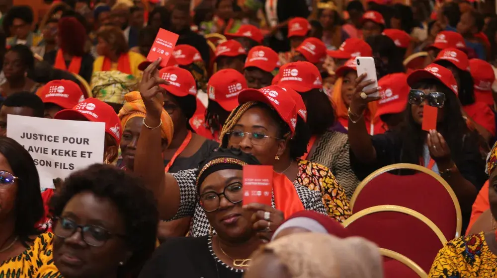 Les autorités de Côte d’Ivoire adoptent la déclaration SAVE « Sanctionner les Actes de VBG et pratiques Équivalentes » en marge du lancement de la Campagne Carton Rouge contre les VBG